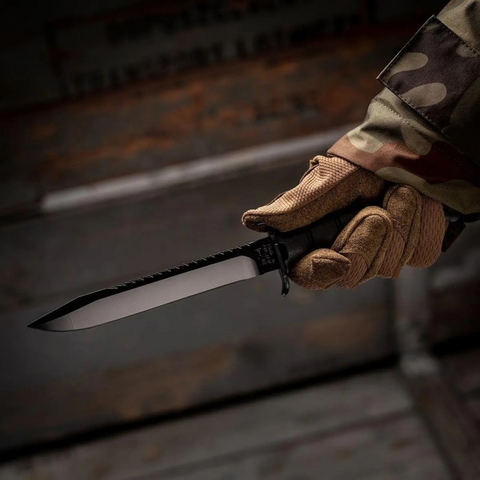 Армейский штурмовой нож MFH AT Field Knife Black Армейский штурмовой нож MFH AT Field Knife Black