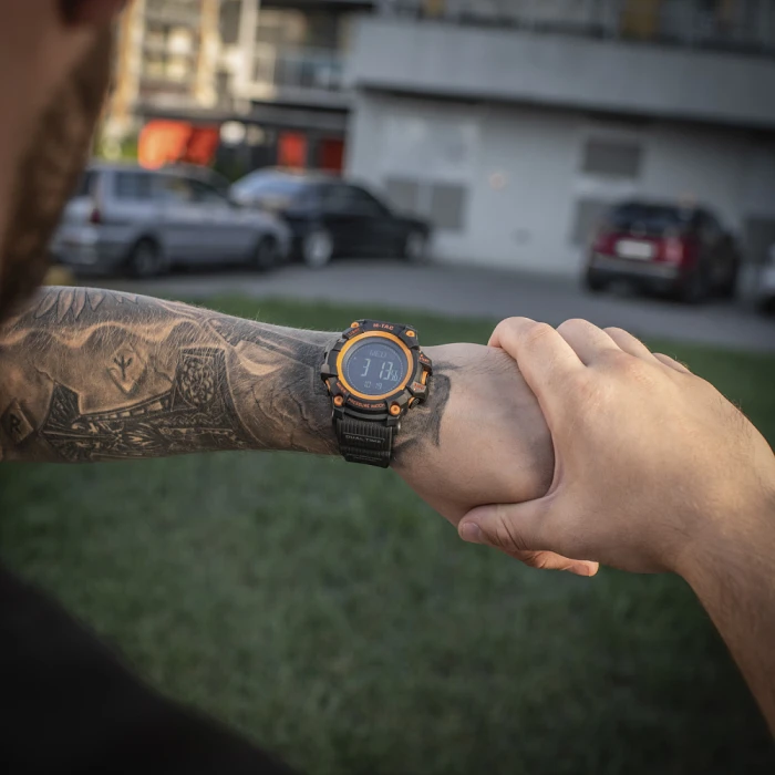 M-Tac часы тактические Adventure Black/Orange M-Tac часы тактические Adventure Black/Orange