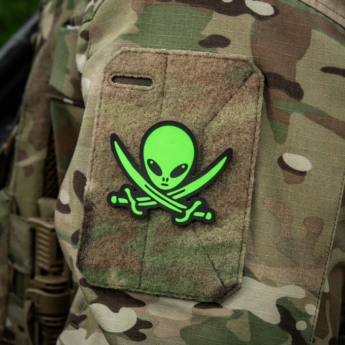 Нашивка M-Tac НЛО оператор GID, Black/Green Нашивка M-Tac НЛО оператор GID, Black/Green