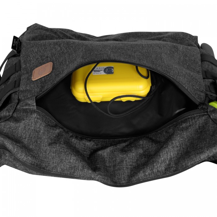 Сумка Helikon-Tex Bushcraft Satchel Nylon Polyester Blend Чорний-Сірий, Темно-сірий Сумка Helikon-Tex Bushcraft Satchel Nylon Polyester Blend Чорний-Сірий, Темно-сірий