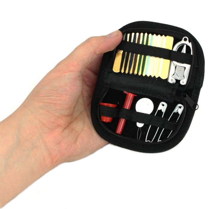 Швейний набір MIL-TEC Sewing Kit Olive в футлярі Швейний набір MIL-TEC Sewing Kit Olive в футлярі