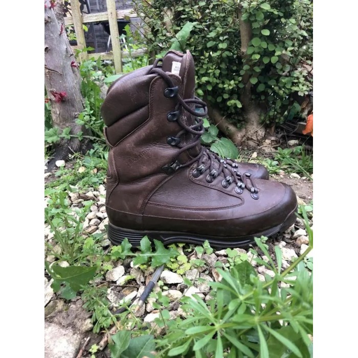 Ботинки зимние Karrimor SF Combat Boots British Army, 42 (275 мм) Ботинки зимние Karrimor SF Combat Boots British Army, 42 (275 мм)